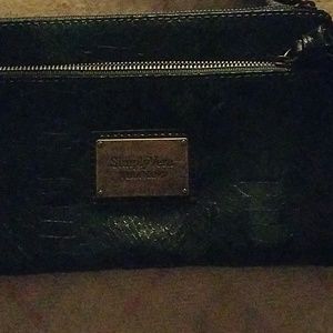 Wristlet bag